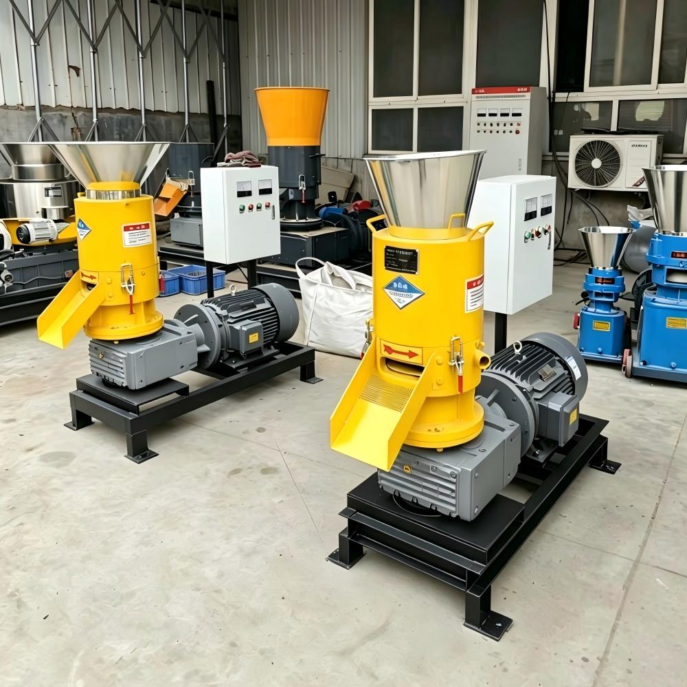 Wood Pellet Making Machine - آلة تصنيع كريات وقوالب الخشب الحيوي