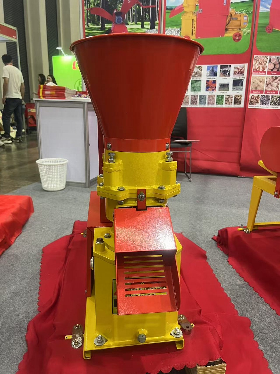 مبيعات مباشرة من المصنع: آلة م - مراجعة Wood Pellet Making Machine وسعره